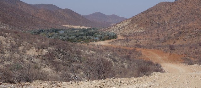 Epupa Falls – Opuwo – Etosha Nat.P. | Fotogalerie  28.9. – 30.9.15